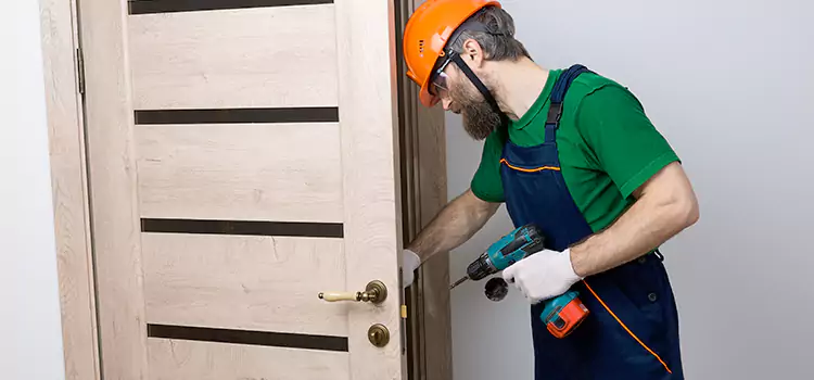 Replace Internal Door Handle with Lock Ruston